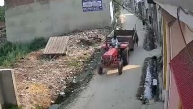 Photo of Haridwar sadak hadsa: ट्रैक्टर ट्रॉली ने घर के बाहर खेल रहे 18 महीने के बच्चे को कुचला, मौके पर मौत