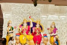 Photo of अयोध्या: राम मंदिर में हुई राम दरबार की स्थापना, सीएम योगी मुख्य अतिथि के रुप में हुए शामिल, पहनाए आभूषण