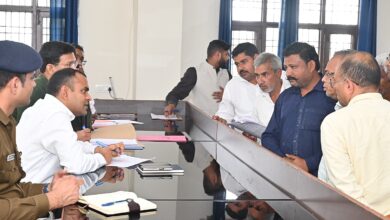 Photo of जनपदवासियों की समस्याओं का त्वरित निराकरण करने के उद्देश्य से तहसील भगवानपुर में जिलाधिकारी मयूर दीक्षित की अध्यक्षता में आयोजित किया गया तहसील दिवस।