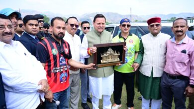 Photo of मुख्यमंत्री धामी ने बुधवार को महाराणा प्रताप स्पोर्ट्स कॉलेज, देहरादून में उत्तरांचल प्रेस क्लब द्वारा आयोजित मंजुल सिंह मांजिला स्मृति अंतर क्रिकेट टूर्नामेंट का विधिवत शुभारंभ किया।