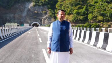 Photo of मुख्यमंत्री ने रुद्रप्रयाग में पुल-सुरंग परियोजना एवं संगम लाइब्रेरी का किया अवलोकन