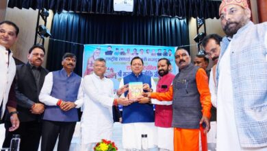 Photo of मुख्यमंत्री ने देहरादून में महर्षि बाल्मिकी प्रकटोत्सव के अवसर पर आयोजित शोभा यात्रा में किया प्रतिभाग