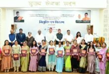 Photo of देहरादून में 332 नव नियुक्त कर्मियों को मिले नियुक्ति पत्र, CM धामी ने कहा- सेवाभाव और समर्पण से करें काम